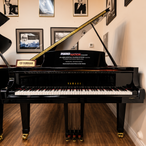 YAMAHA