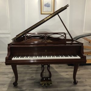 PRE-OWNED 1983 Steinway M Chippendale PD Grand MS | 483199