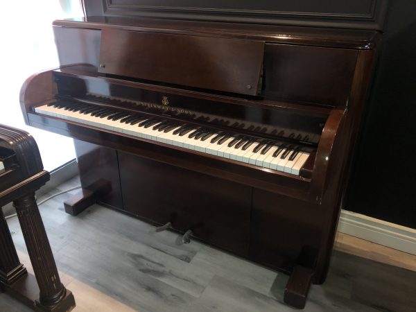 Steinway WWII Console MS 317792