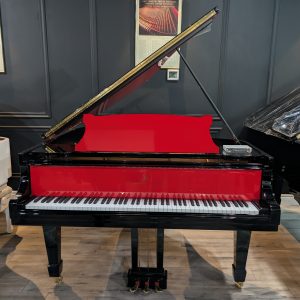 Steinway M