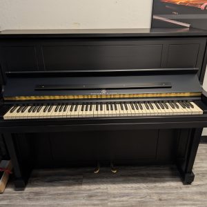 USED 1963 Steinway 1098 Vertical ES | 381458