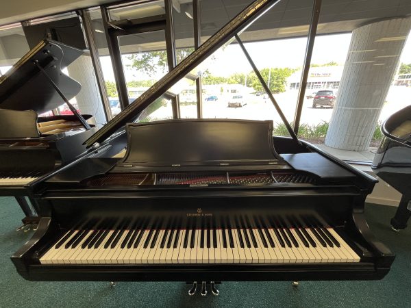 Steinway O ES Used