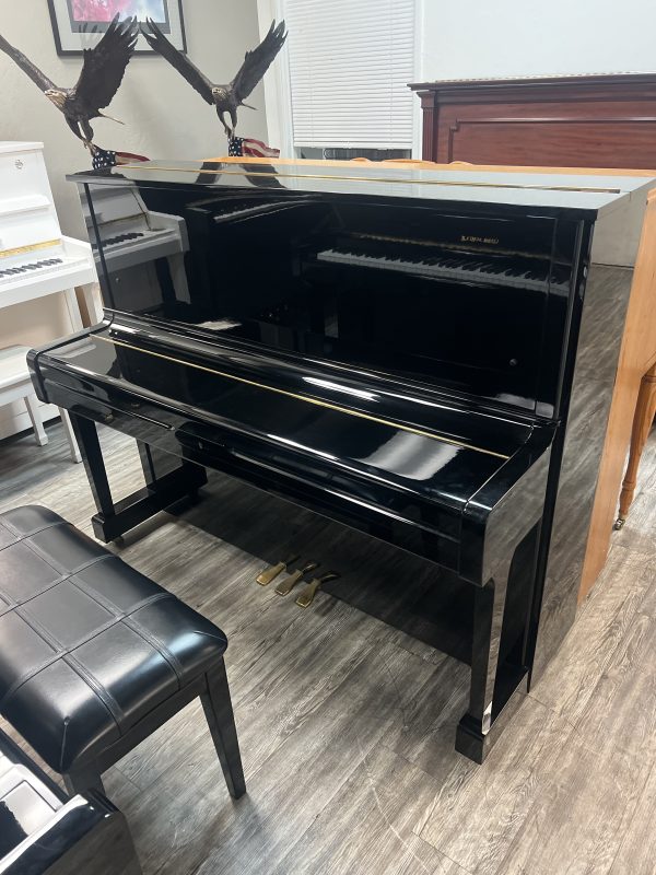 Yamaha U1