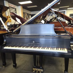 STEINWAY L