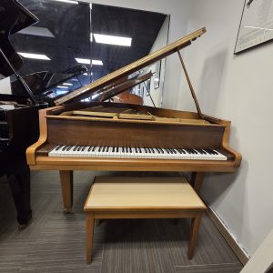 PRE-OWNED Yamaha G1 Two-tone Oak | 1138159